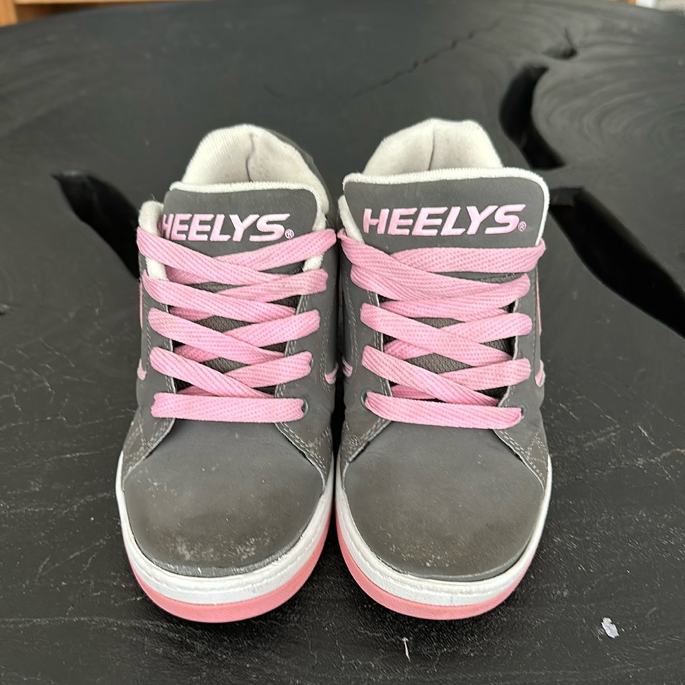 Heelys Kids Propel Skate Shoe, Grey/Pink, size 4 youth or size 5 in women’s